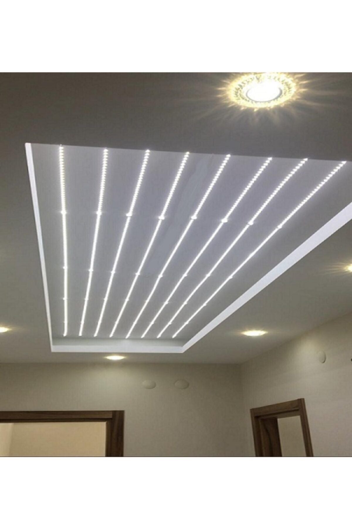 10 Çipli Iç Mekan Beyaz Renk 5 Metre Şerit Led Işık + 5 Amper Led Trafosu